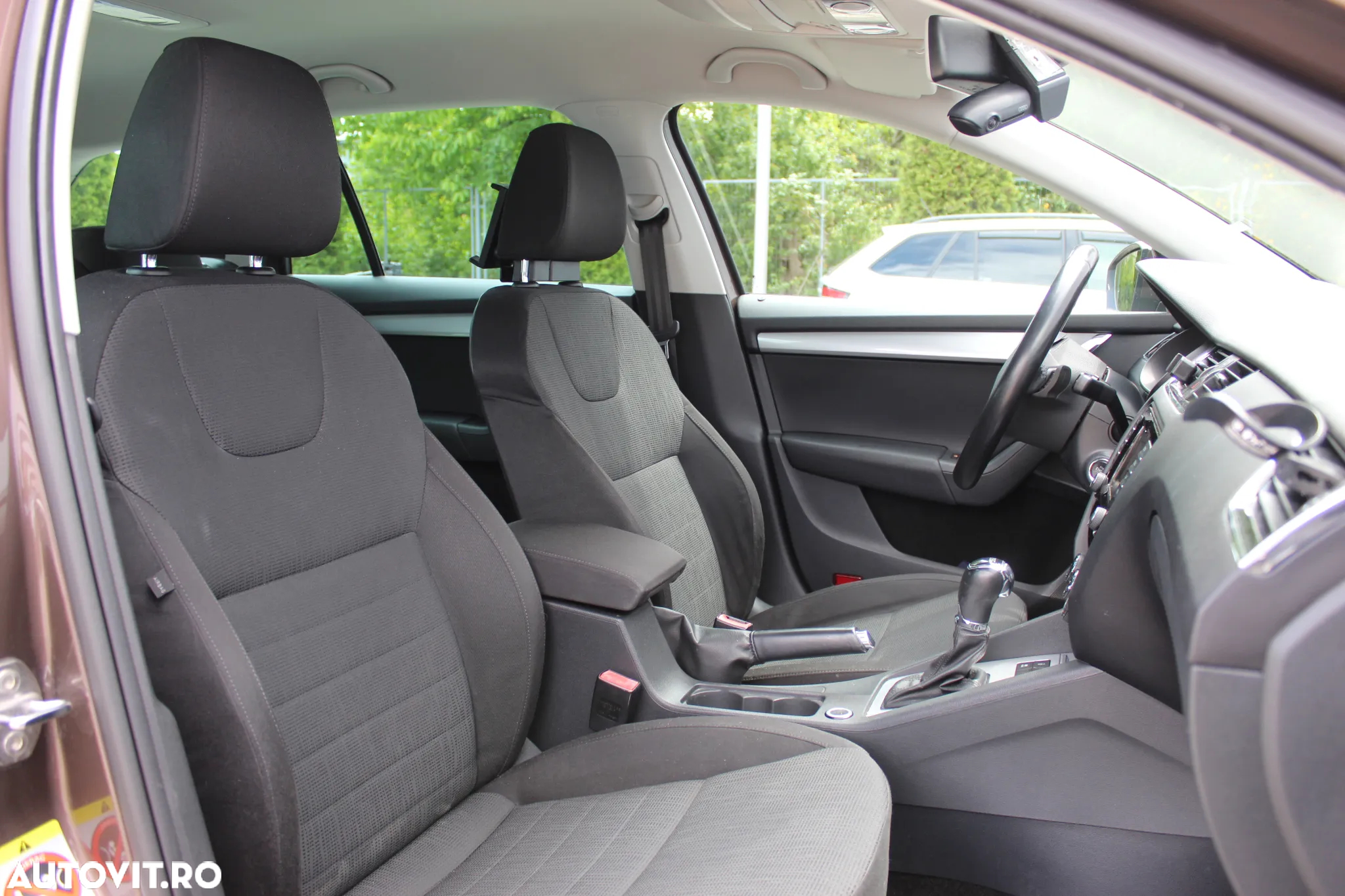 Skoda Octavia 2.0 TDI ELEGANCE DSG - 11