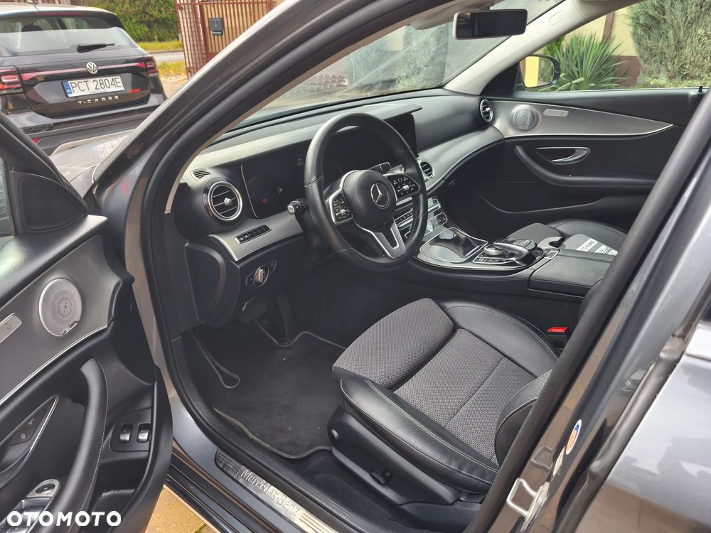Mercedes-Benz Klasa E 300 de 9G-TRONIC Exclusive - 13