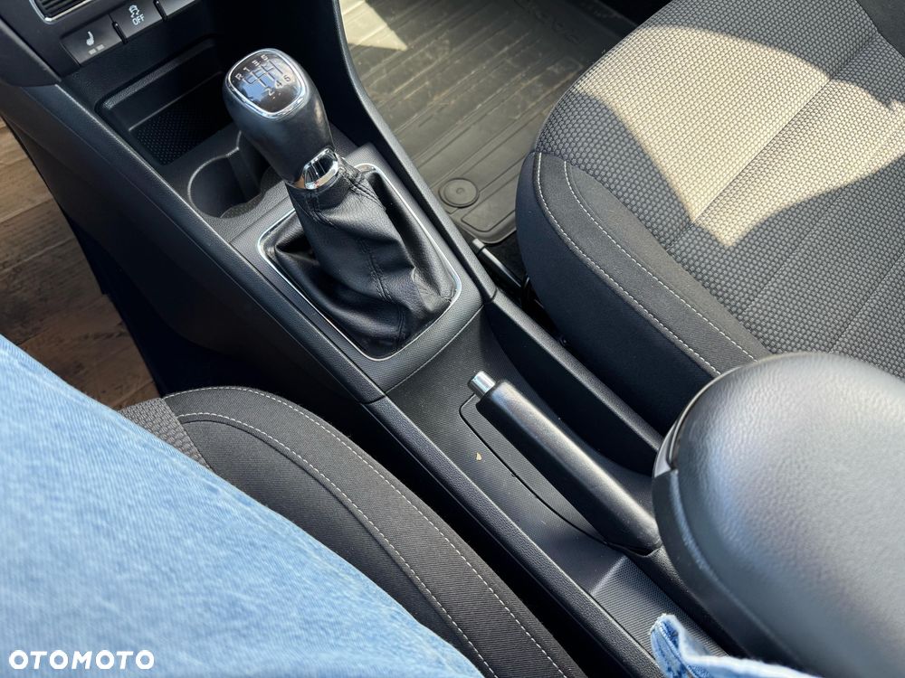 Skoda RAPID 1.2 TSI Elegance - 9
