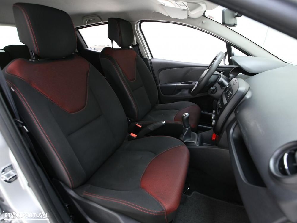 Renault Clio 1.5 dCi Confort - 11
