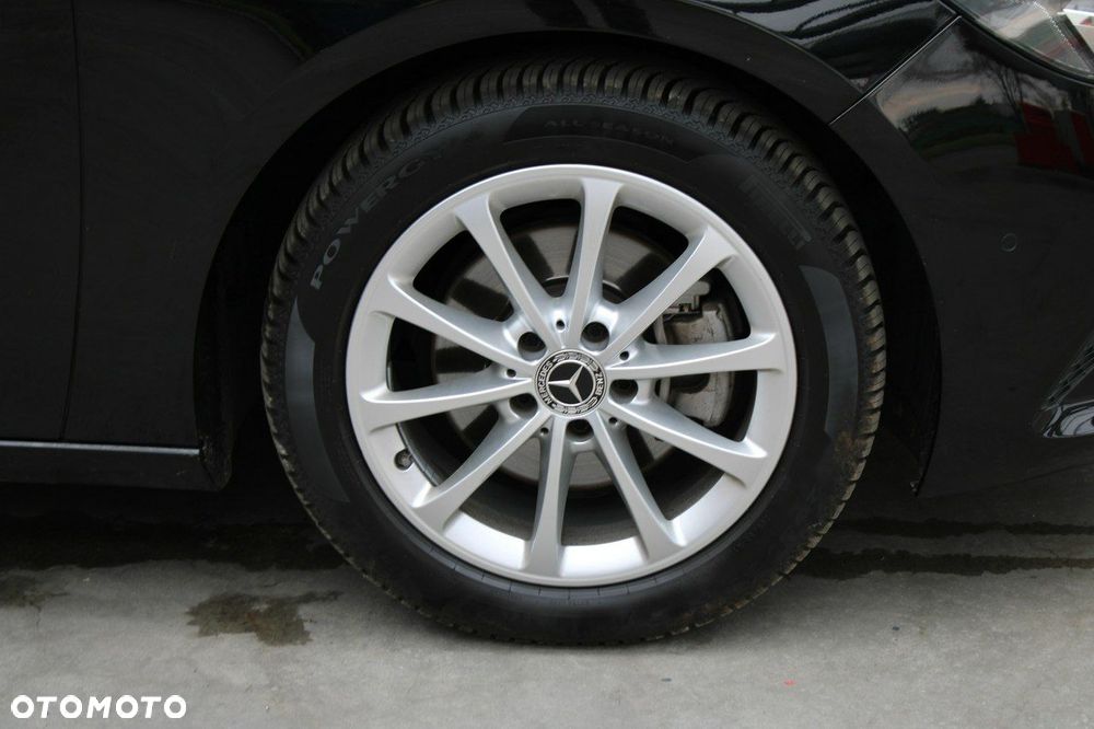 Mercedes-Benz Klasa B 200 d 8G-DCT Edition 19 - 32