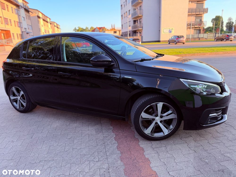 Peugeot 308 - 11
