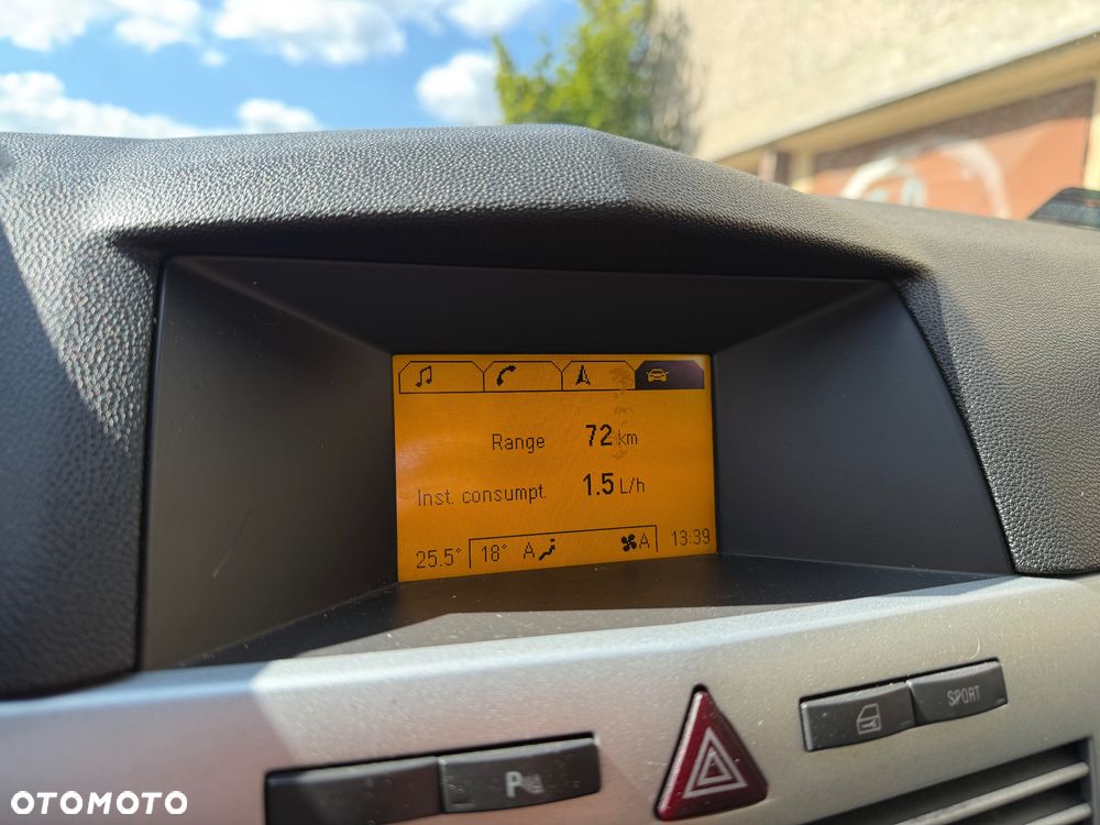 Opel Astra 1.8 NAVI - 23
