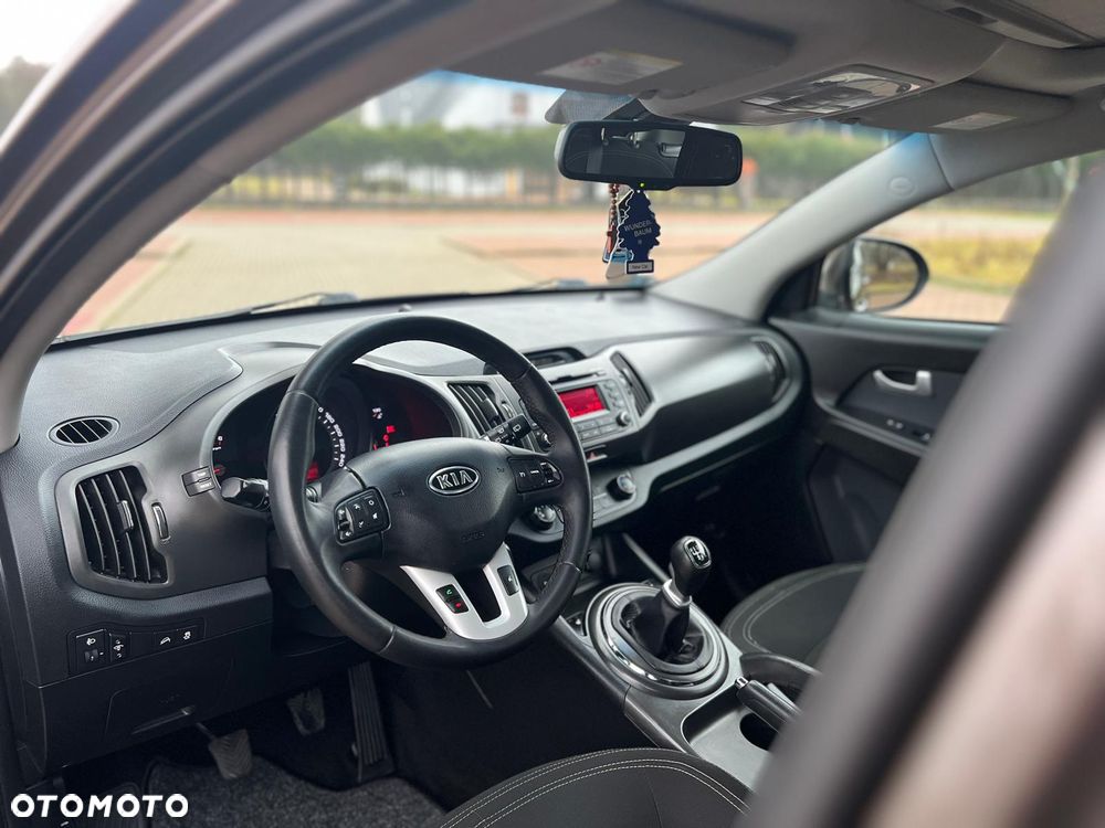 Kia Sportage 1.7 CRDI 2WD ISG Attract - 8