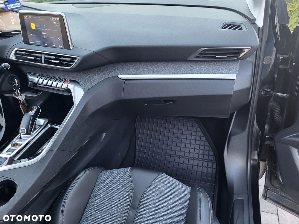 Peugeot 3008 BlueHDi 130 Stop & Start EAT8 Allure - 17