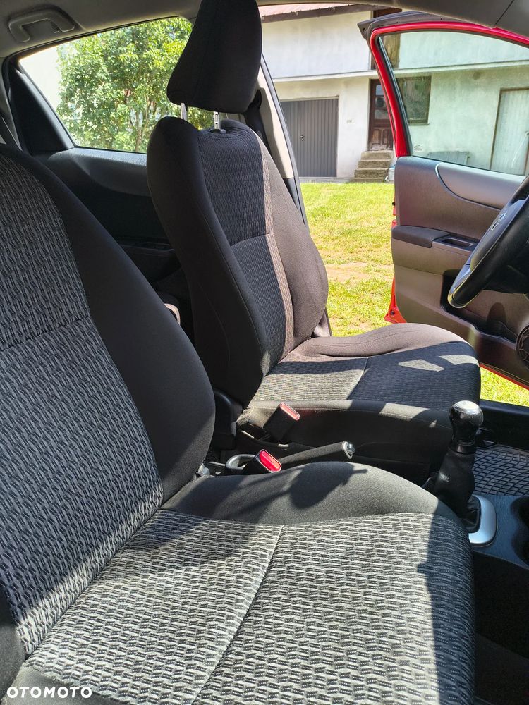 Toyota Yaris 1.0 Active - 8