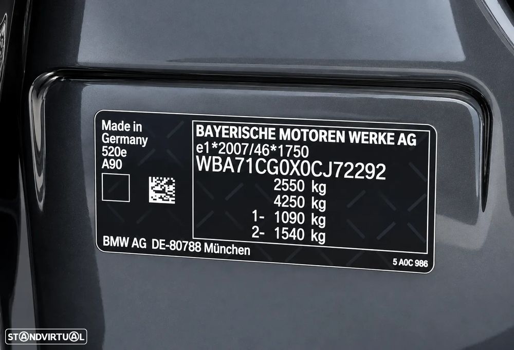 BMW 520 e Pack M - 60