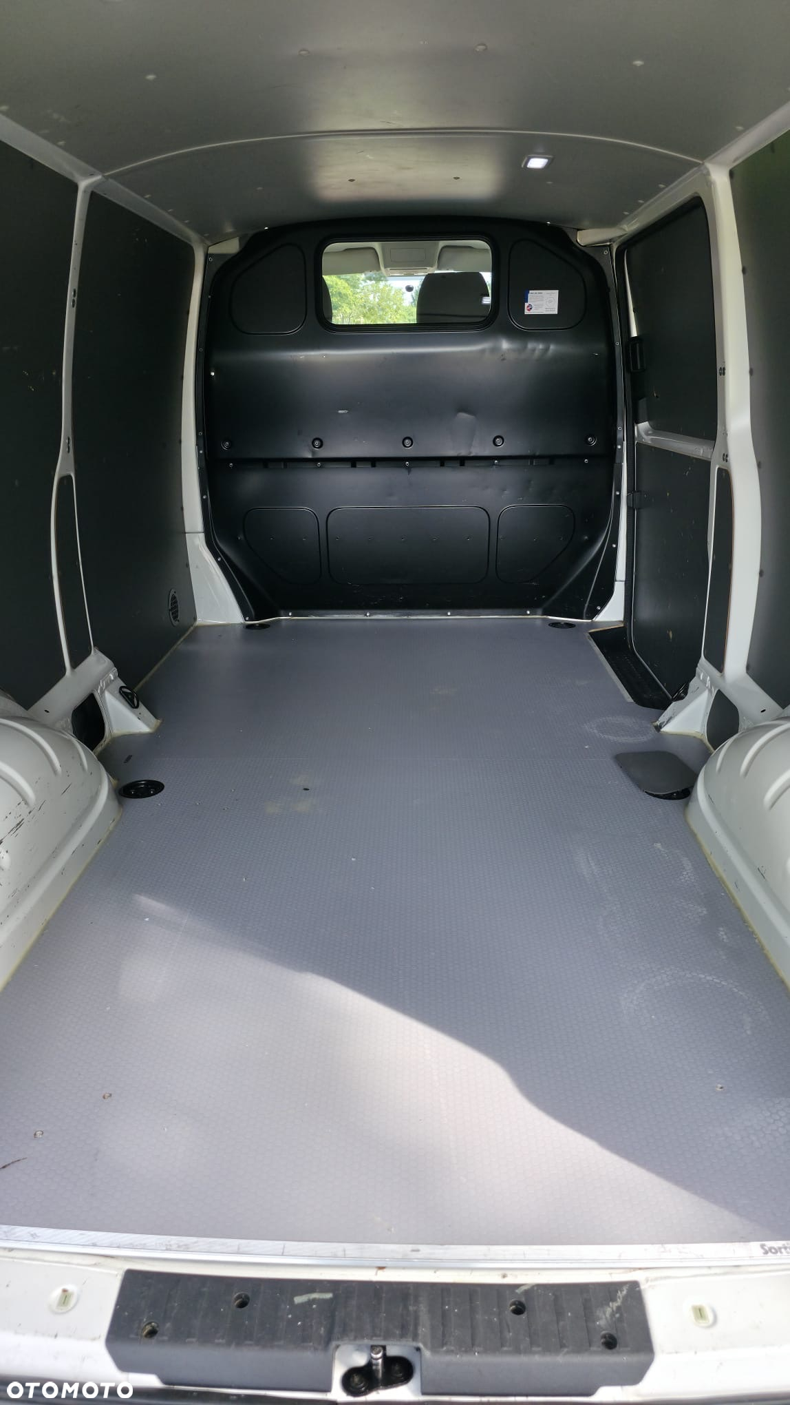 Volkswagen Transporter T6.1 TDI - 12