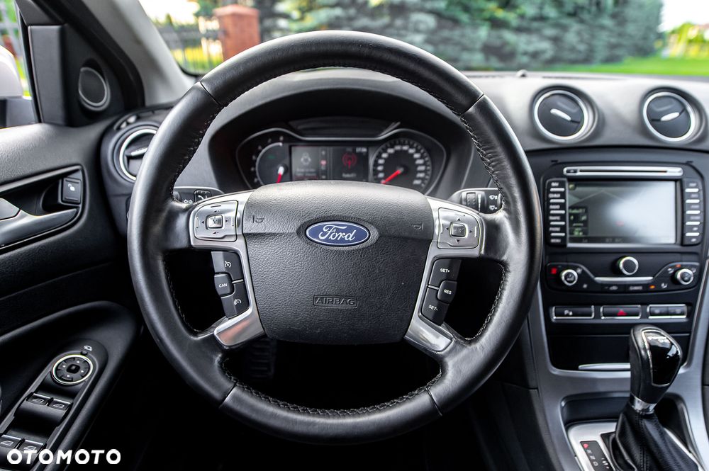 Ford Mondeo 2.0 SCTi Ghia - 17