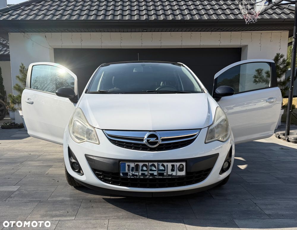 Opel Corsa 1.4 16V Edition - 4