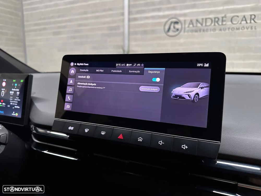 MG MG4 77 kWh Extended Range Luxury - 33