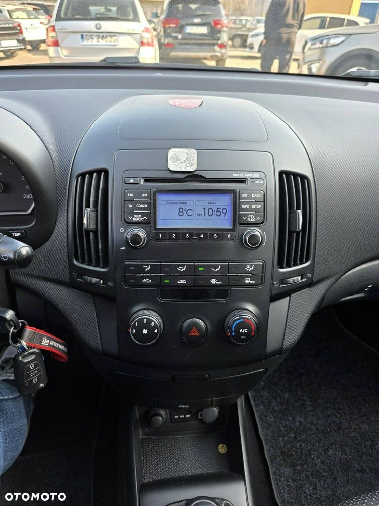 Hyundai i30 1.4 Blue Classic - 12