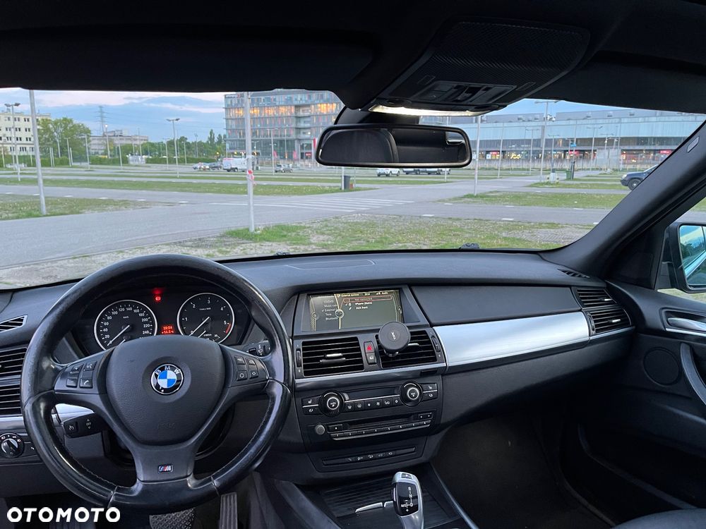 BMW X5 xDrive40d - 34