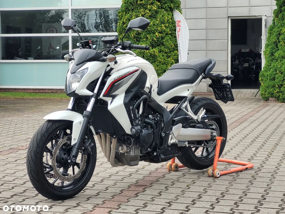 Honda CB - 2