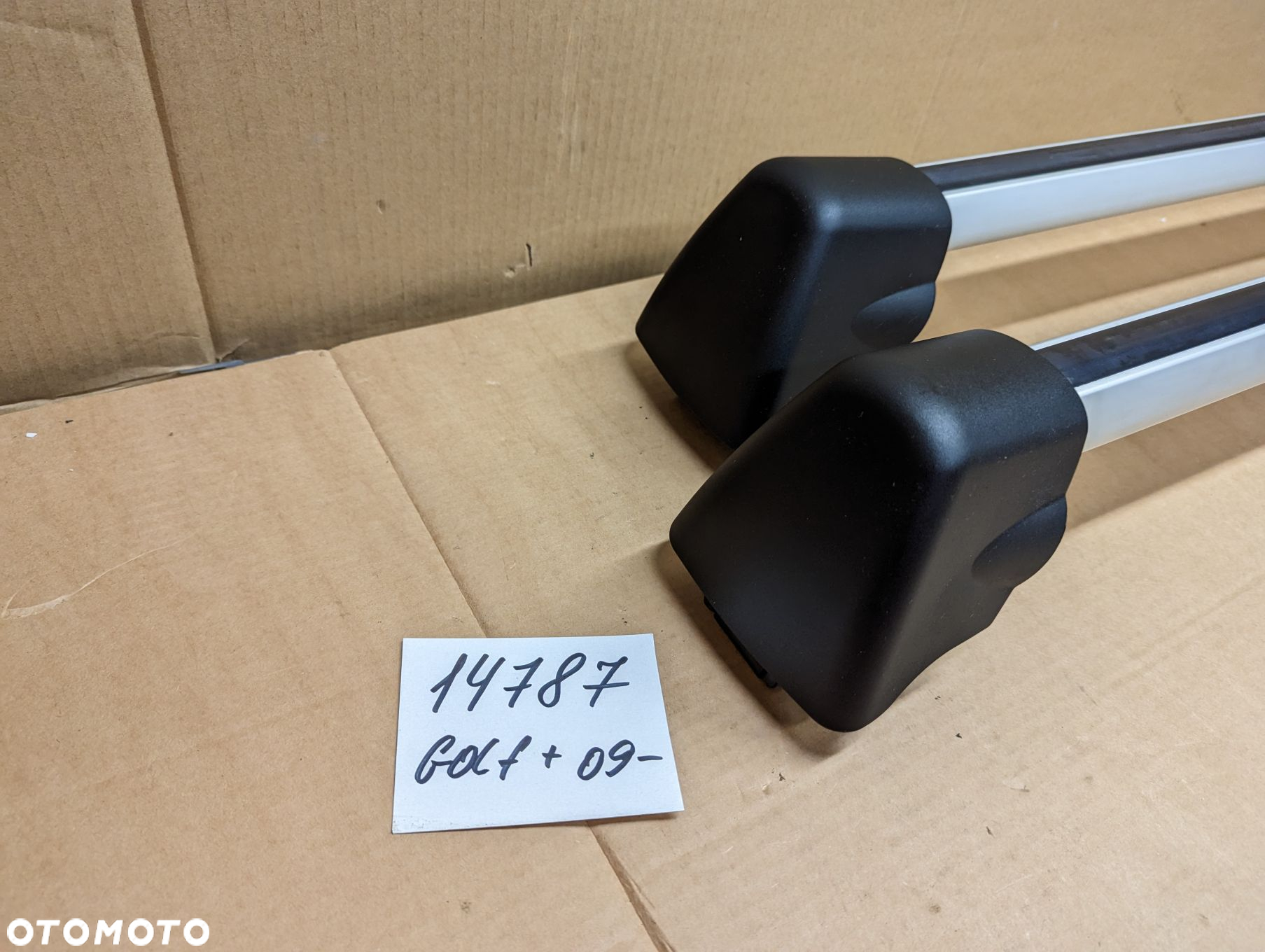 Bagażnik dachowy bazowy belki poprzeczki Volkswagen Golf plus 05-14 5M071126A - 2