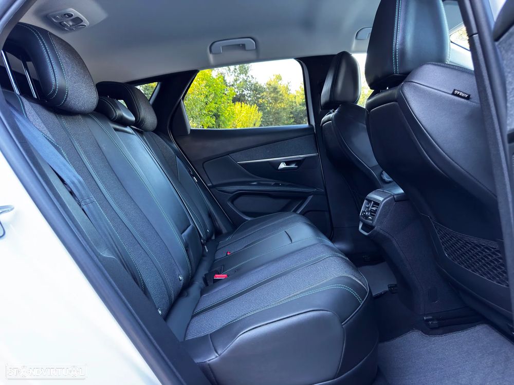 Peugeot 3008 1.6 Hybrid Allure e-EAT8 - 45
