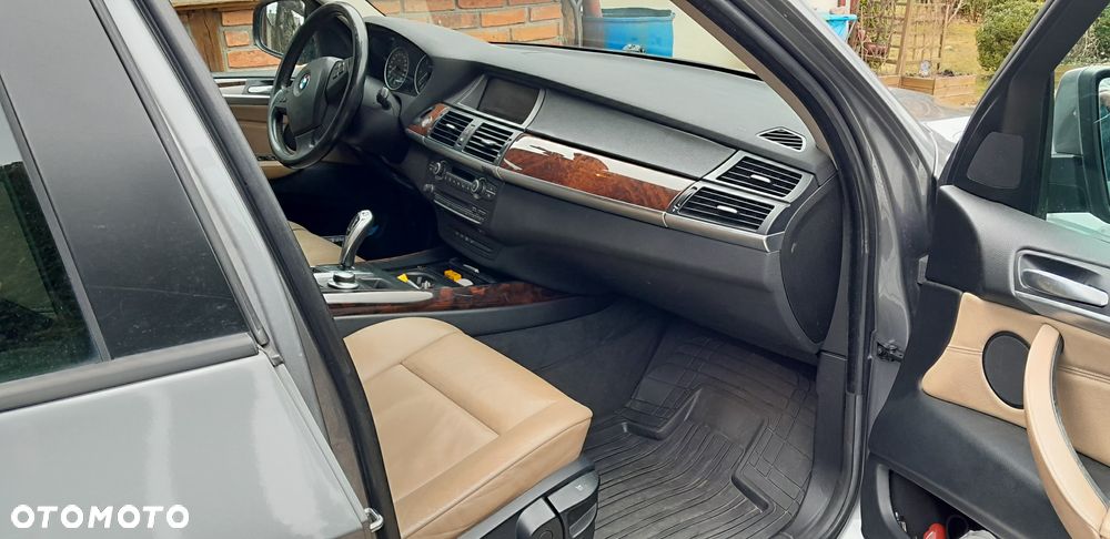 BMW X5 3.0 d - 14