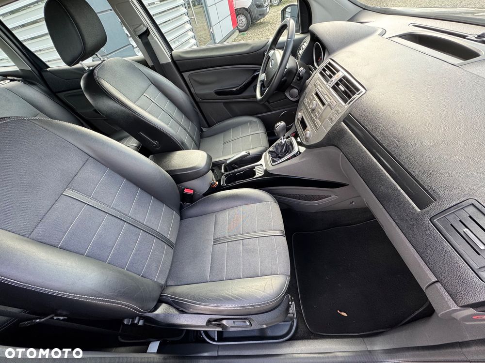 Ford Kuga 2.0 TDCi Titanium - 18