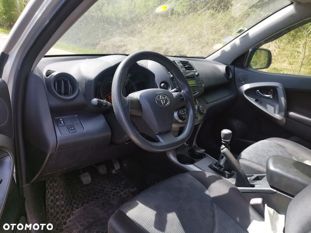 Toyota RAV4 2.2 D-4D 4x4 Life - 9