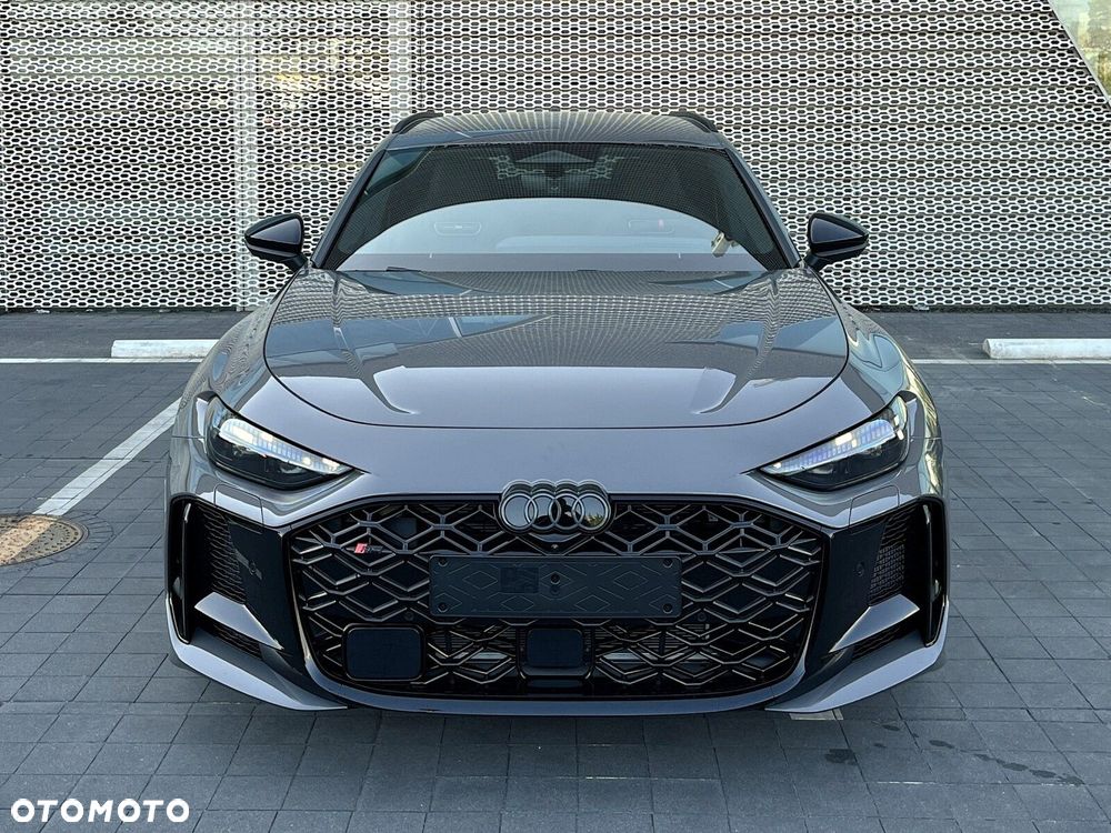 Audi RS5 Avant - 34