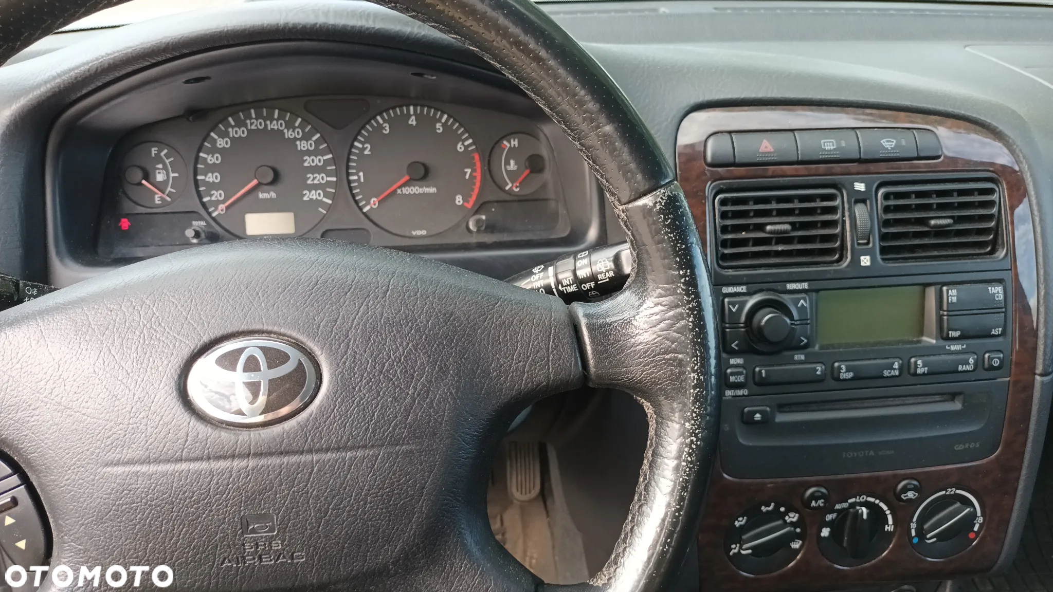 Toyota Avensis 1.8 VVT-i Terra Plus - 3