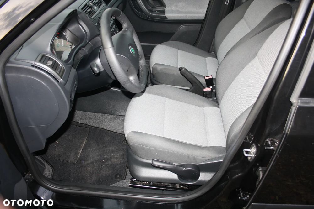 Skoda Fabia 1.2 12V Ambition Plus - 11