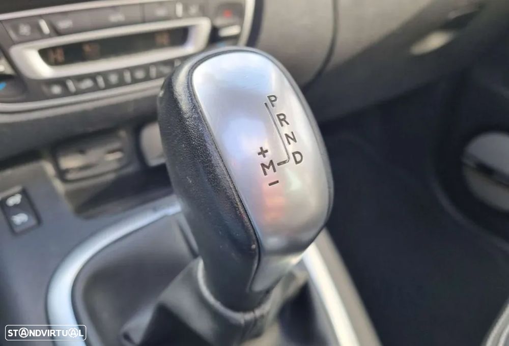 Renault Grand Scénic 1.5 dCi Bose Edition EDC SS - 11