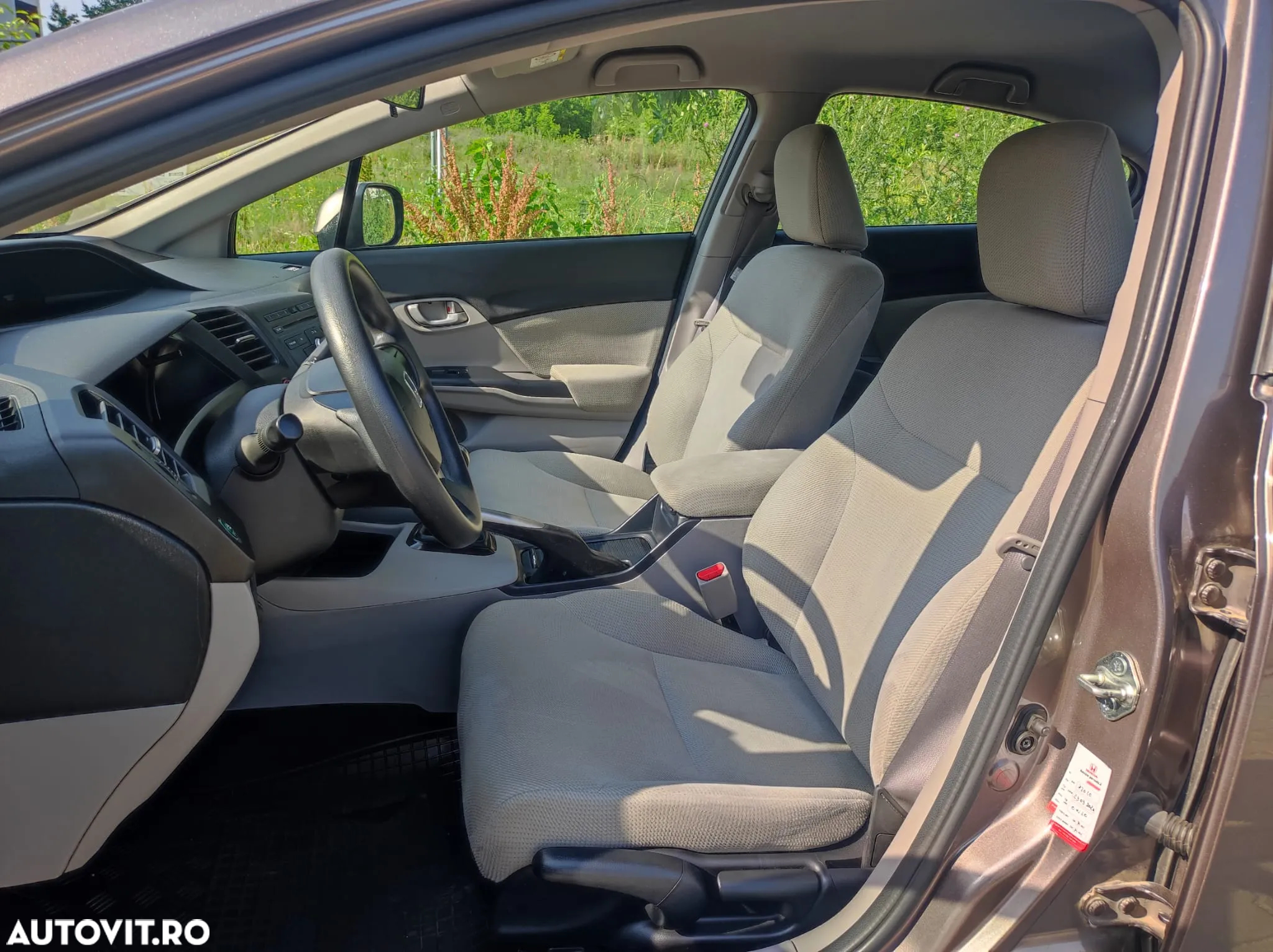 Honda Civic 1.8 MT ES - 11