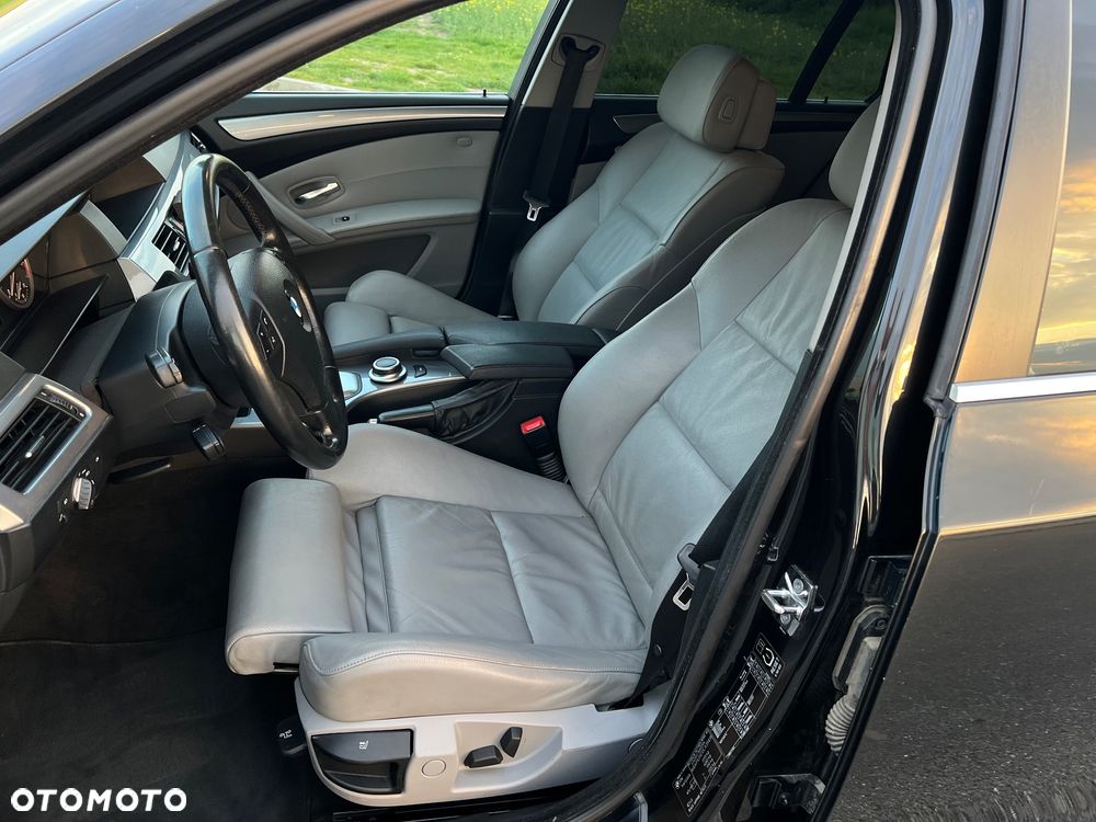BMW Seria 5 520d Edition Exclusive - 11