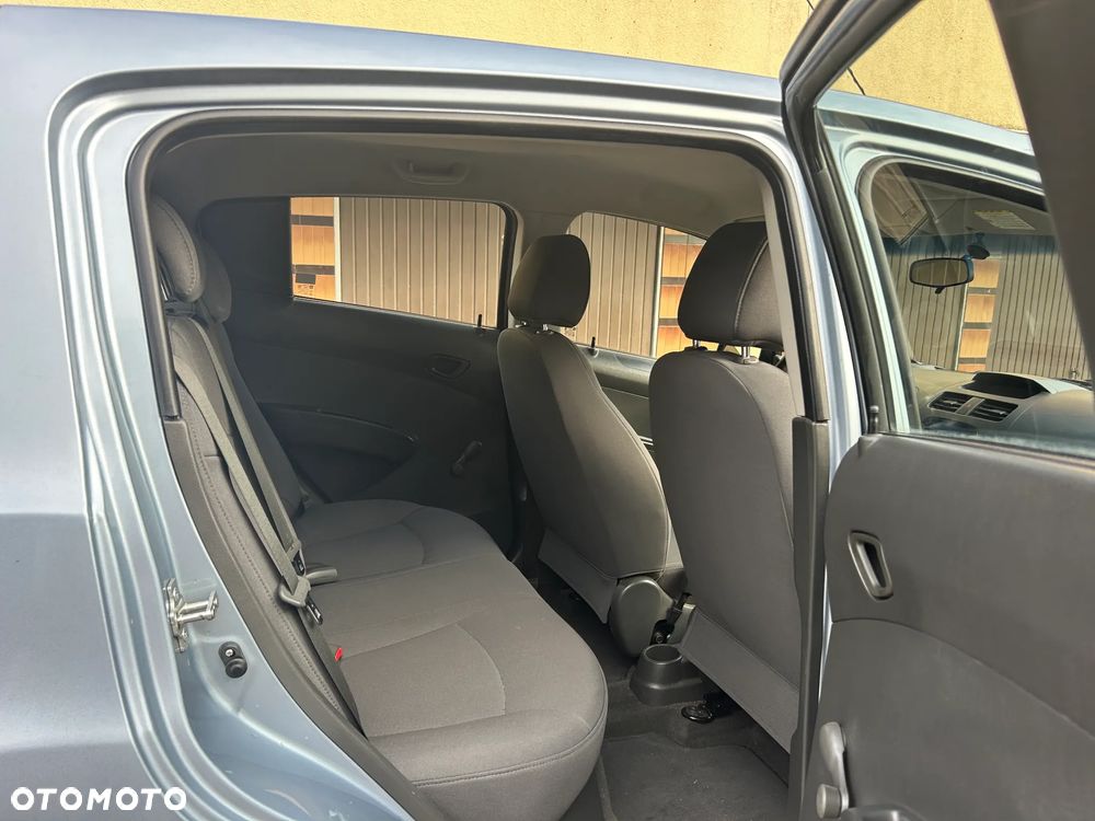 Chevrolet Spark - 19