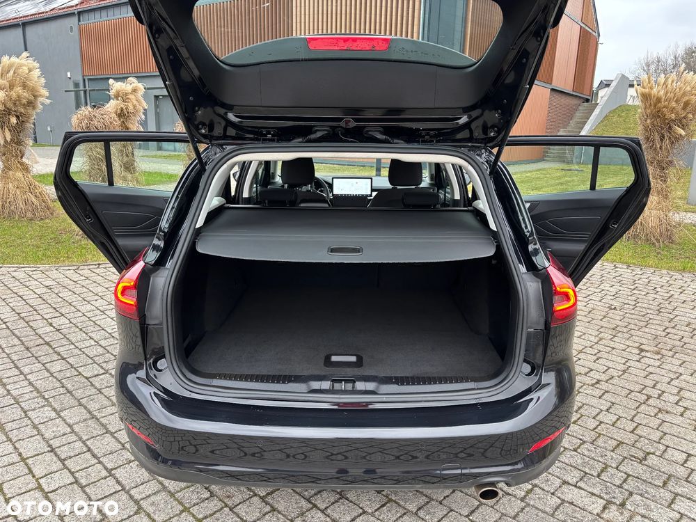 Ford Focus 1.0 EcoBoost Start-Stopp-System COOL&CONNECT DESIGN - 9