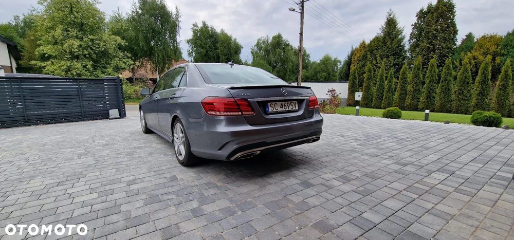 Mercedes-Benz Klasa E 350 4Matic 7G-TRONIC - 4