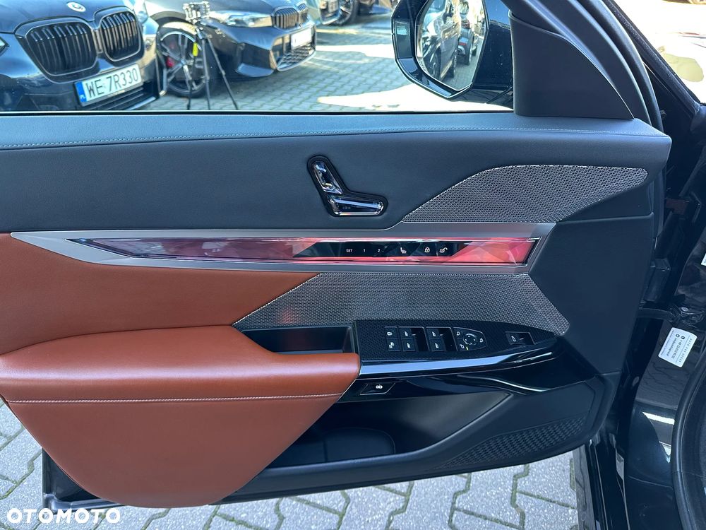 BMW Seria 7 740d xDrive sport - 11
