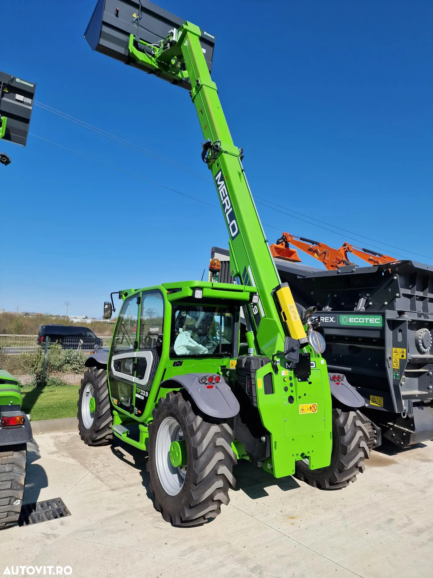 Merlo TF33.9-140CP, ridica 3,3t la 9m, 2024, nefolosit, cupla rapida+furci+cupa 2,5mc, AC, produs in Italia, CE, garantie 1 an, posibilitate leasing-PROMOTIE 83900 EUR+Tva - 2