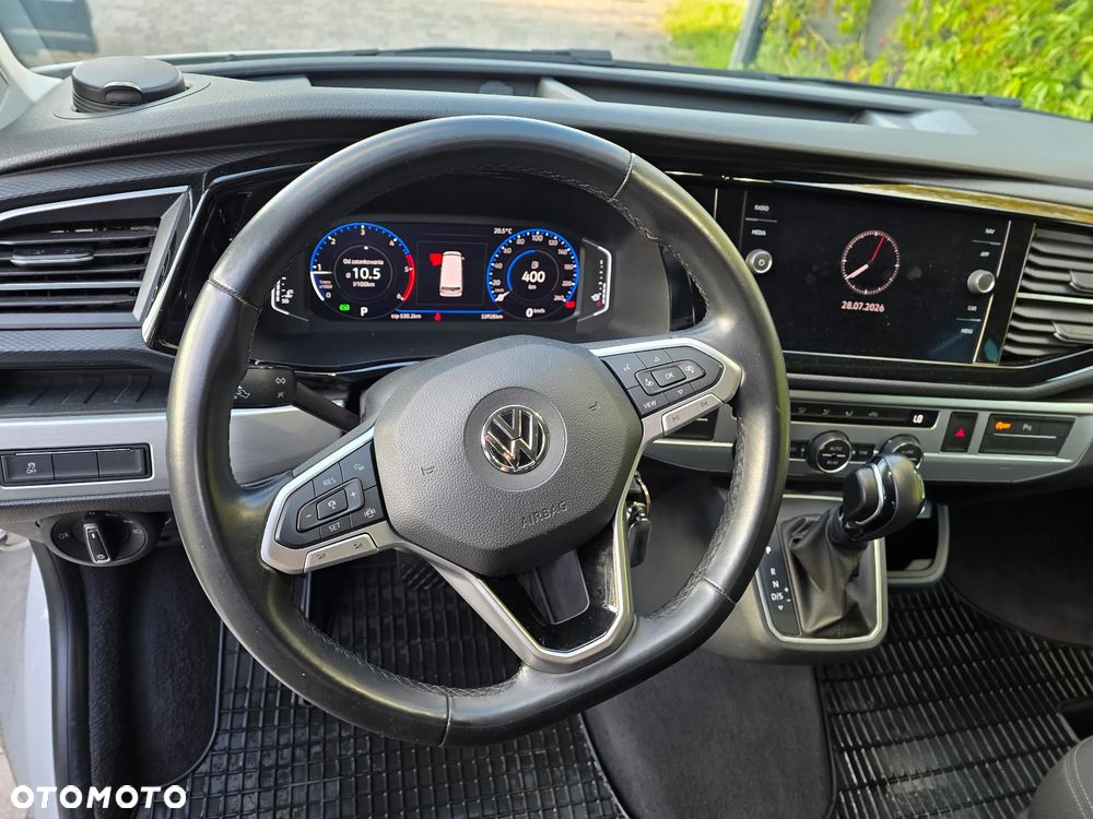 Volkswagen Multivan - 18
