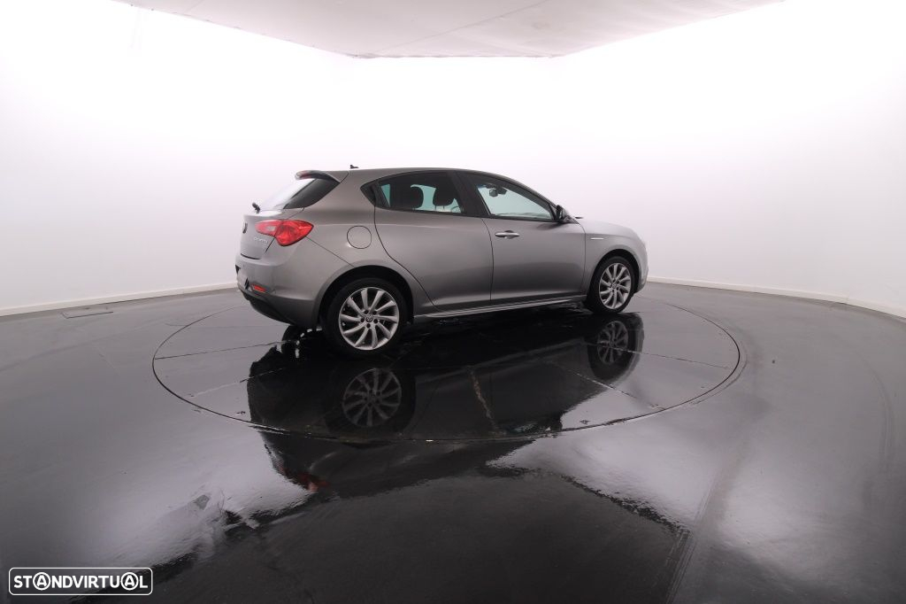 Alfa Romeo Giulietta 1.6 JTDm Super TCT - 8