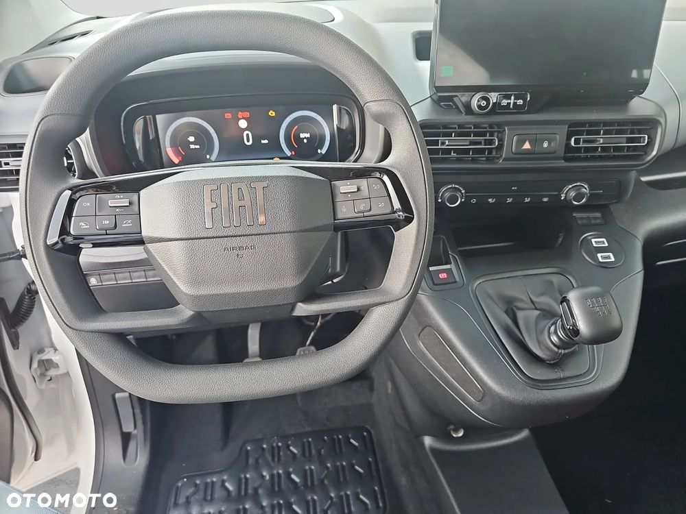 Fiat Doblo Combi - 11