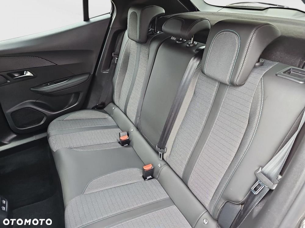 Peugeot 2008 - 24