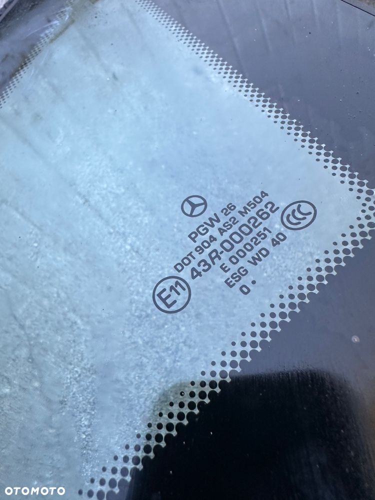 VITO VIANO 639 szyba szybka karoseryjna trojkat LIFT - 9
