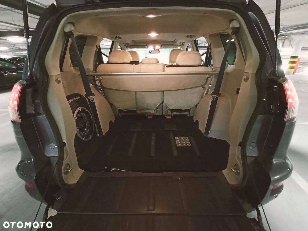 Mitsubishi Outlander 2.0 DID Instyle NAVI - 11