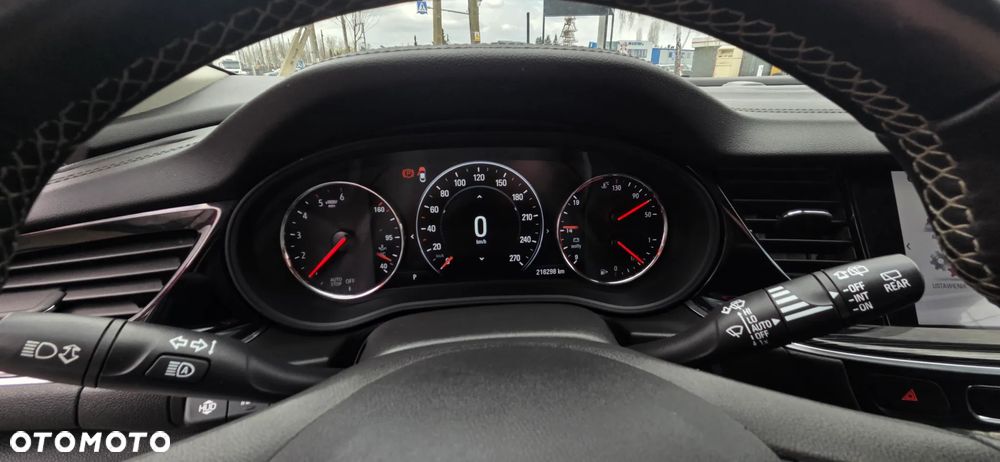 Opel Insignia 2.0 Ultimate Exclusive - 28