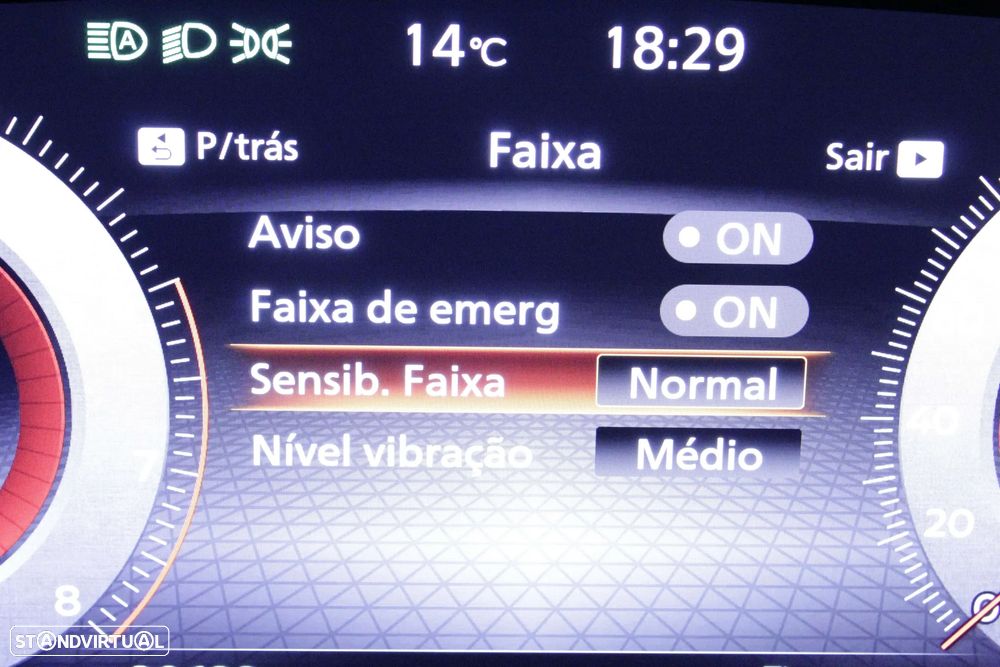 Nissan Qashqai 1.3 DIG-T N-Connecta LED Xtronic - 24