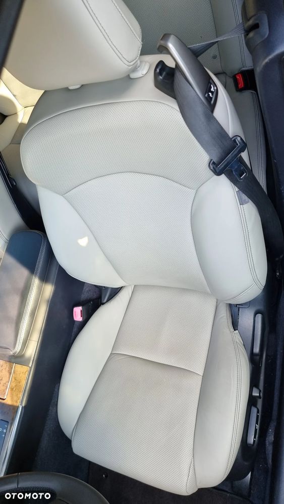 Lexus IS 250C Sport - 22