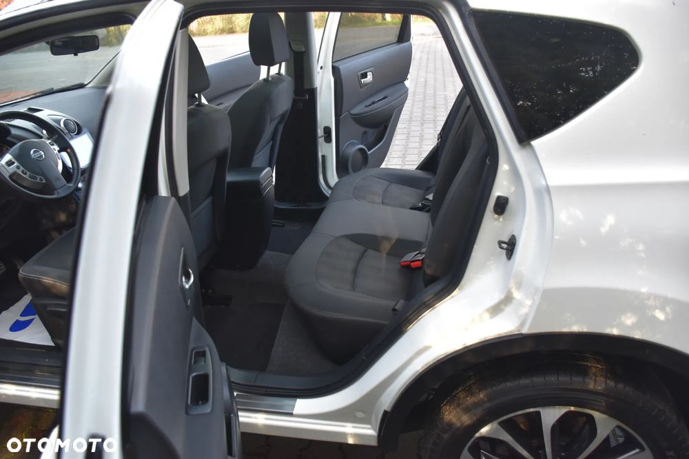 Nissan Qashqai - 14