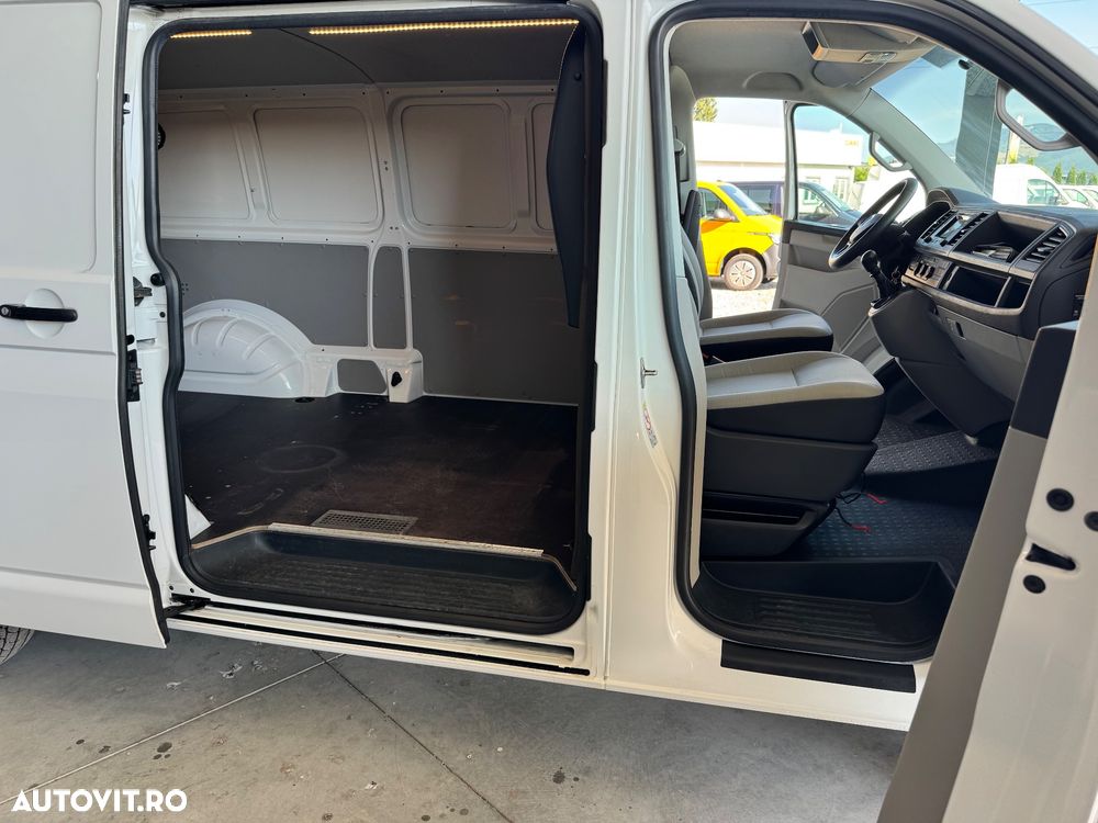 Volkswagen Transporter - 15