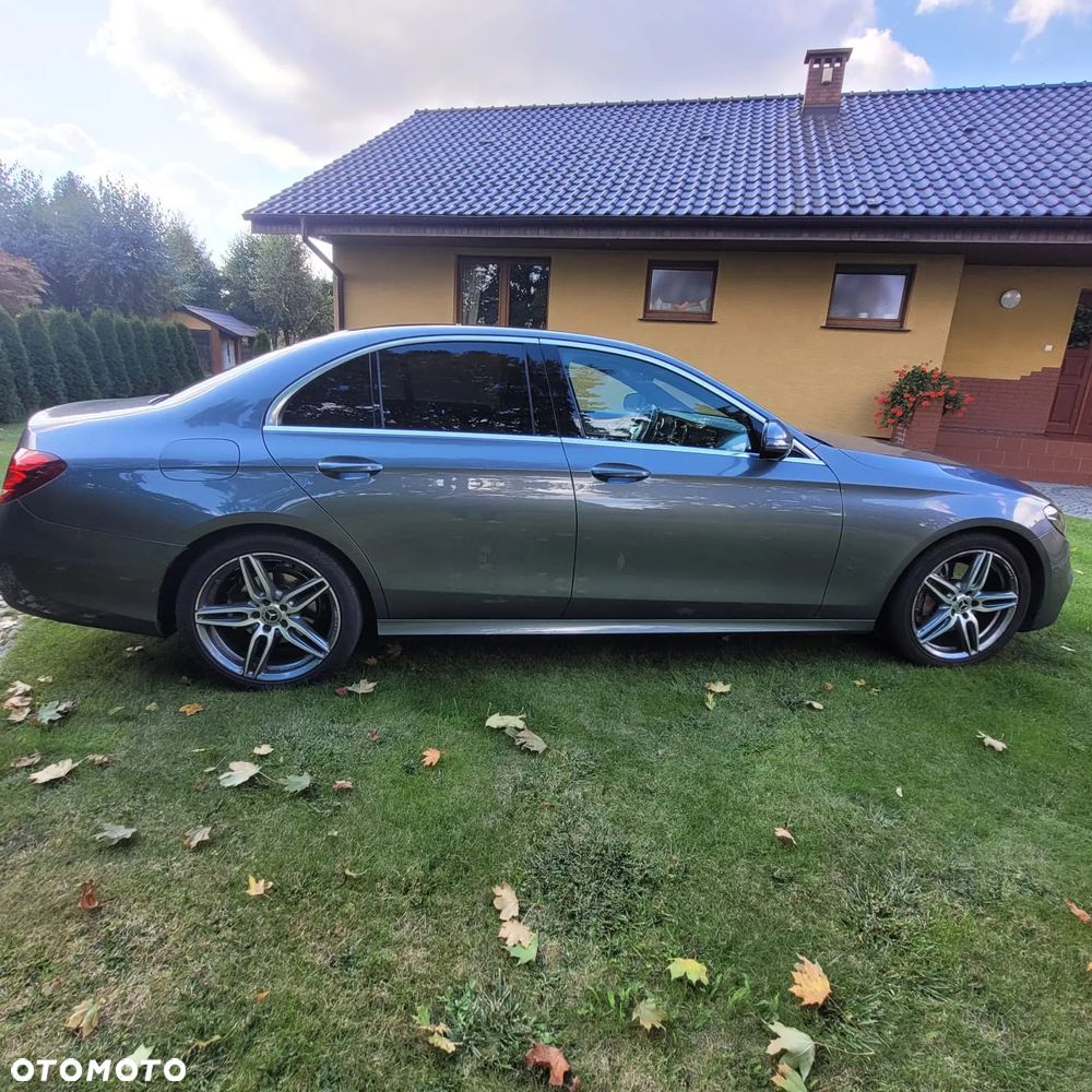 Mercedes-Benz Klasa E 200 d 9G-TRONIC - 4