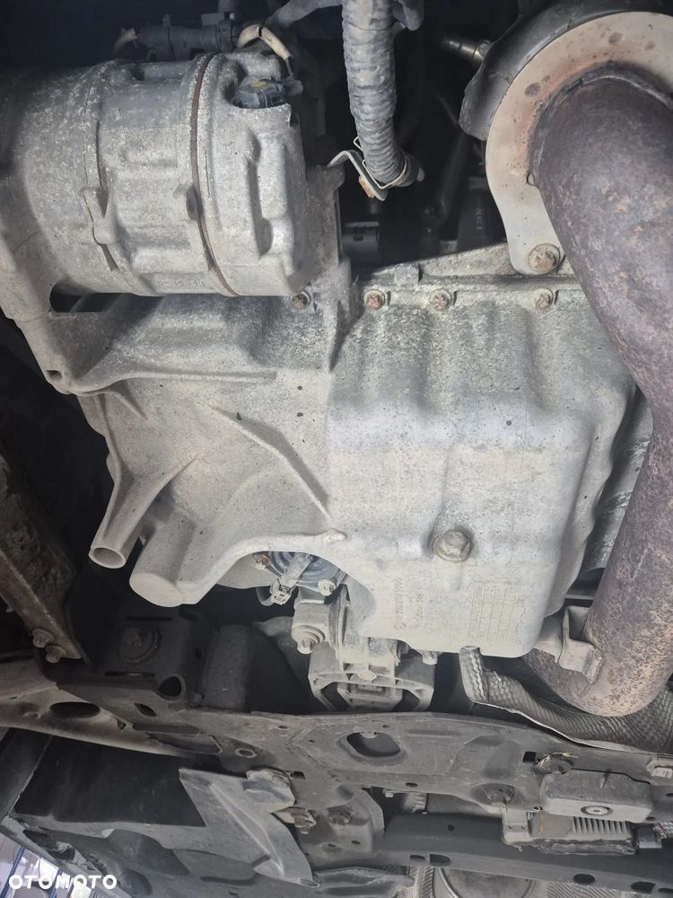 Mercedes-Benz GLA 250 4-Matic - 21