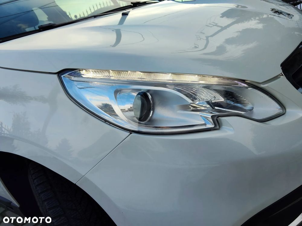 Peugeot 2008 PureTech 82 Allure - 27