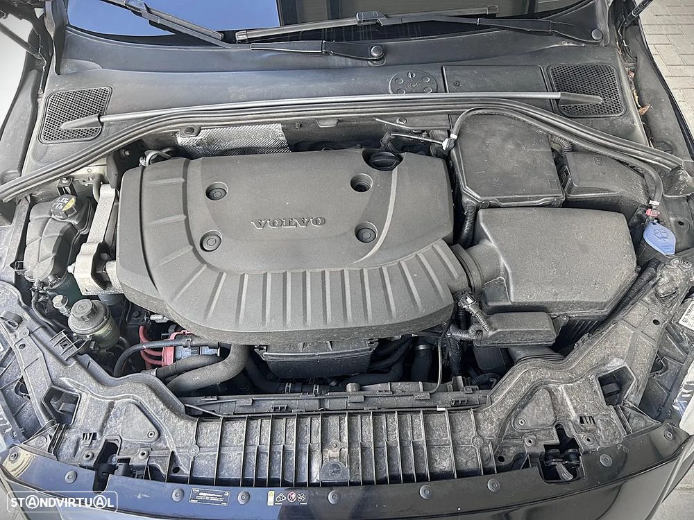 Volvo V60 2.4 D6 Momentum AWD Phev - 15