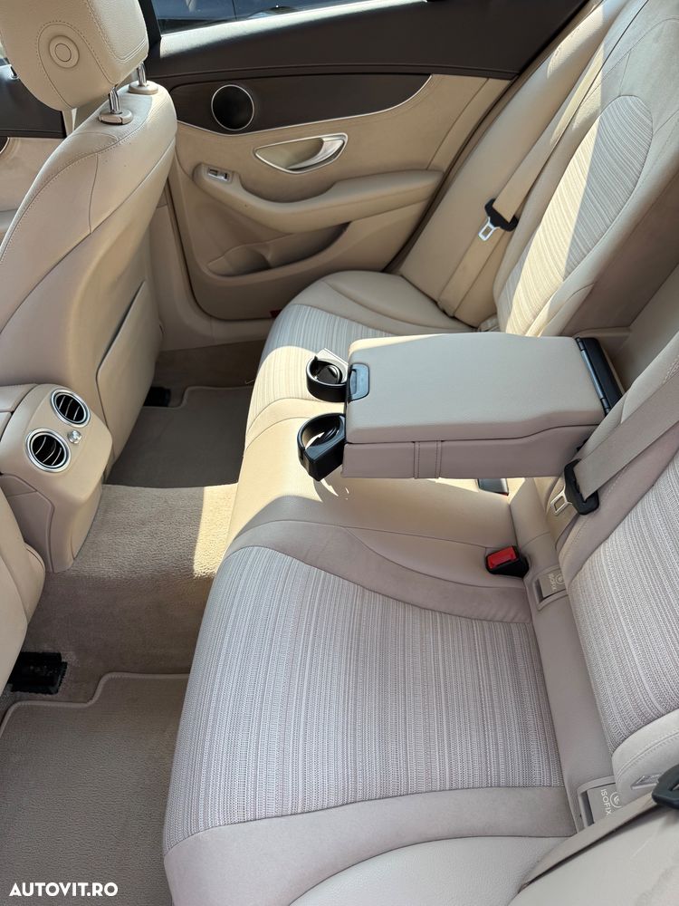 Mercedes-Benz C - 14